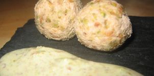Bolitas de foie con pistachos