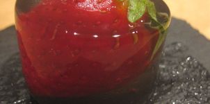 Chupitos de fresas y vodka