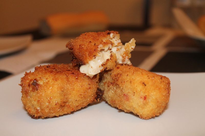 Croquetas de pollo asado