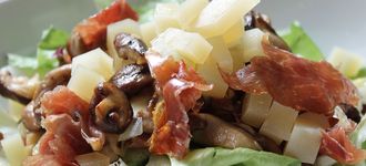 Ensalada templada de setas y jamÃ³n serrano