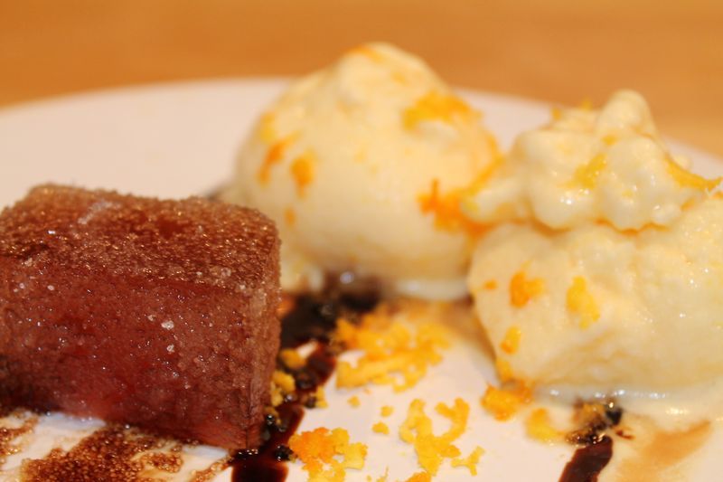 Gominolas de patxarÃ¡n con helado de naranja