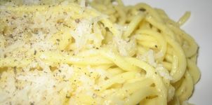 Spaghetti caccio e peppe